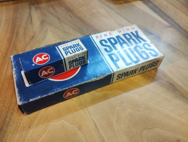 Zuendkerze AC 45 FFS / Spark plug AC 45 FFS