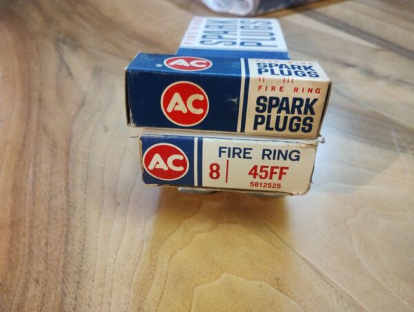 Zuendkerze AC 45 FF / Spark plug AC 45 FF